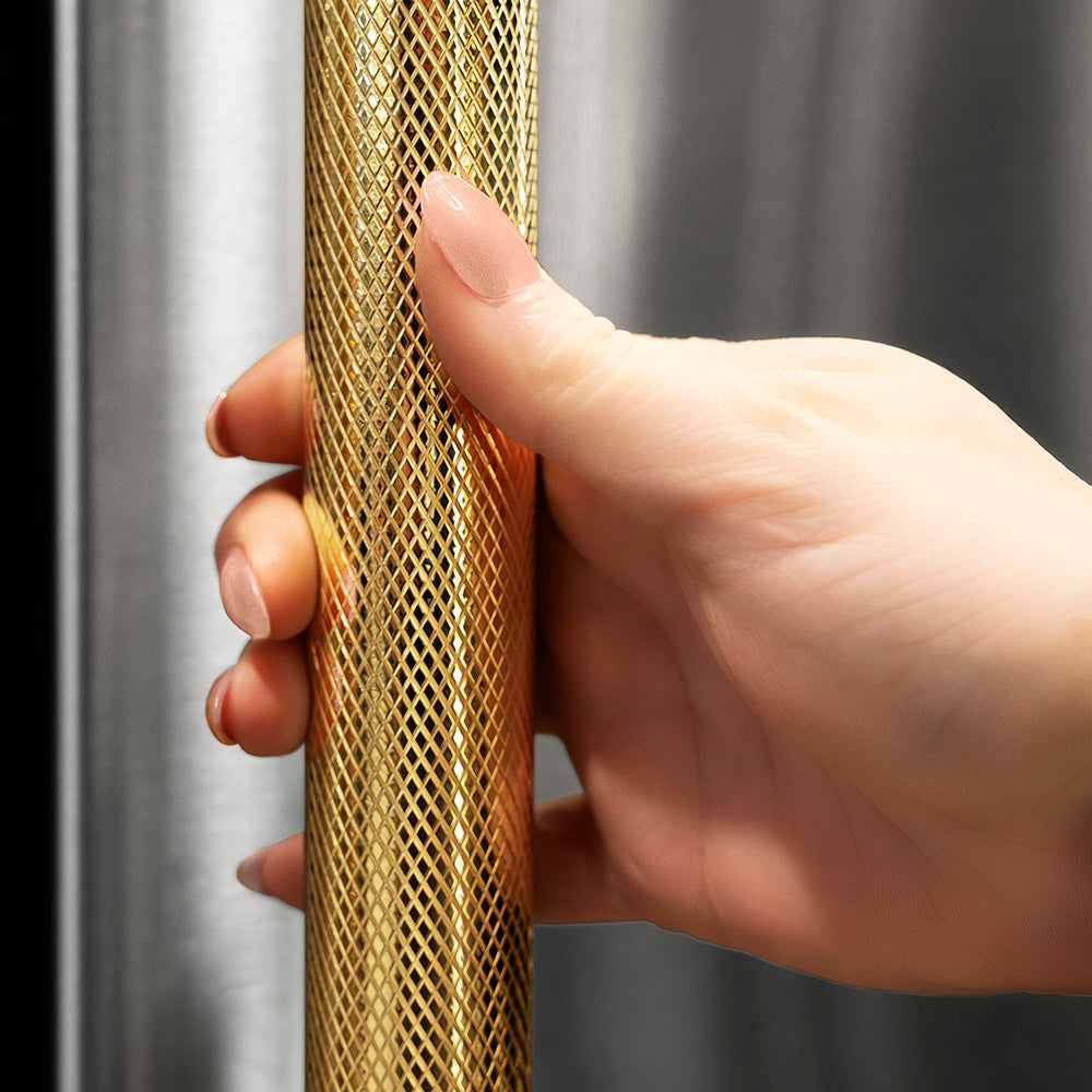ZLINE Autograph Edition Column Refrigeration Helix Handle (Set of 1) i ...